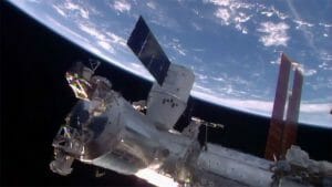 スペースXの「ドラゴン宇宙船」、見事ISSにドッキング成功！
