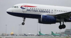 危機一髪。ドローンと飛行機の衝突事故がイギリスで発生