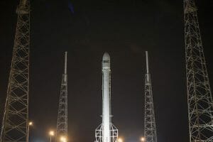 画像追記：着地に成功！　スペースX、「日本の人工衛星」打ち上げを本日ライブ配信へ