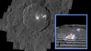小惑星ケレスの輝くスポット 湧き出す「熱水」と炭酸塩が形成か