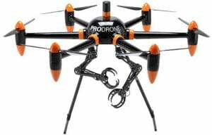 まるで宇宙船！　10kgも持てるアーム付きドローン「PD6B-AW-ARM」が国内発表
