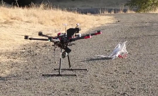 ディストピアか！　不審ドローンを自動で追跡／捕獲／回収するドローン「One Touch Interceptor TI」登場