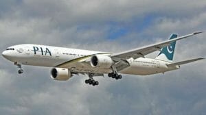 航空機の全トイレがつまり、イギリスにて緊急着陸。その原因とは……
