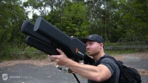 ドローンを撃退する超強力な電波兵器が登場　2kmの遠距離から狙撃！