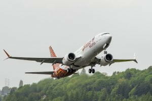ボーイング、「737 MAX」を初納入　ライオン航空傘下のマリンド航空