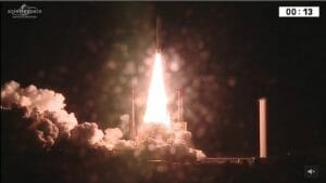 「Ariane 5」ロケット、打ち上げ成功！　計10トンの通信衛星搭載