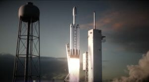 スペースX「ファルコン・ヘビー」、初打ち上げは2017年11月に　ケネディ宇宙センターから