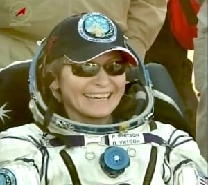 ペギー・ウィットソン飛行士がISSから帰還 アメリカ最長累計滞在の665日達成