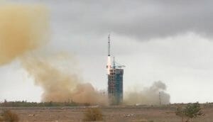 中国、「長征2号D」ロケット打ち上げ成功　ベネズエラ人工衛星搭載