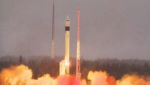 ESA、大気観測衛星「Sentinel-5P」打ち上げ成功　「ロコット」ロケット利用