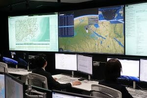 NEC、独自の衛星管制センターを公開 衛星利用ビジネスへ意欲
