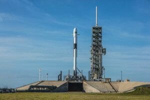 スペースX「ファルコン9 ブロック5」打ち上げ延期　11日に再度実施予定