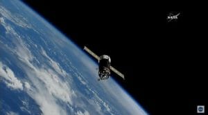 プログレス補給船が宇宙ステーション到着　わずか４時間未満の早業