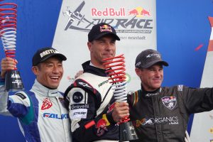 室屋、笑顔の2位フィニッシュ　レッドブル・エアレース ウィナー・ノイシュタット大会