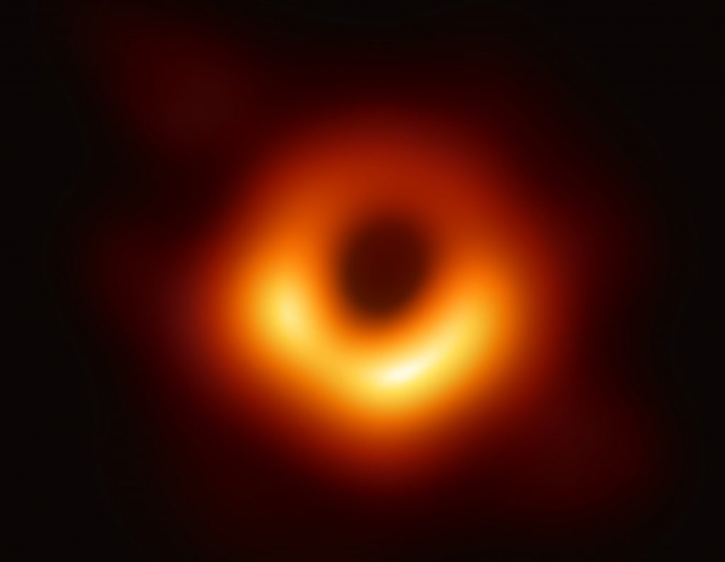 ブラックホールの直接撮像に成功したEHTチームが受賞した「ブレイクスルー賞」とは