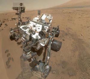 火星探査車キュリオシティは、かつてオアシスのように水をたたえていた場所にいた