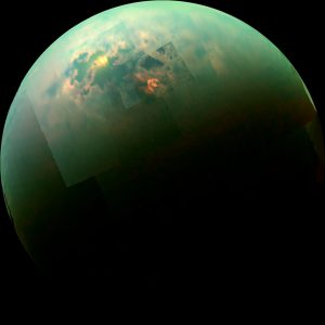 衛星タイタンにある湖の知られざる特徴が明らかに