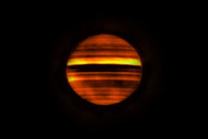 木星のアンモニアの雲の下を電波でキャッチ。アルマ望遠鏡で観測