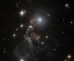 ”エッジが効いた”珍しい星雲の一部分