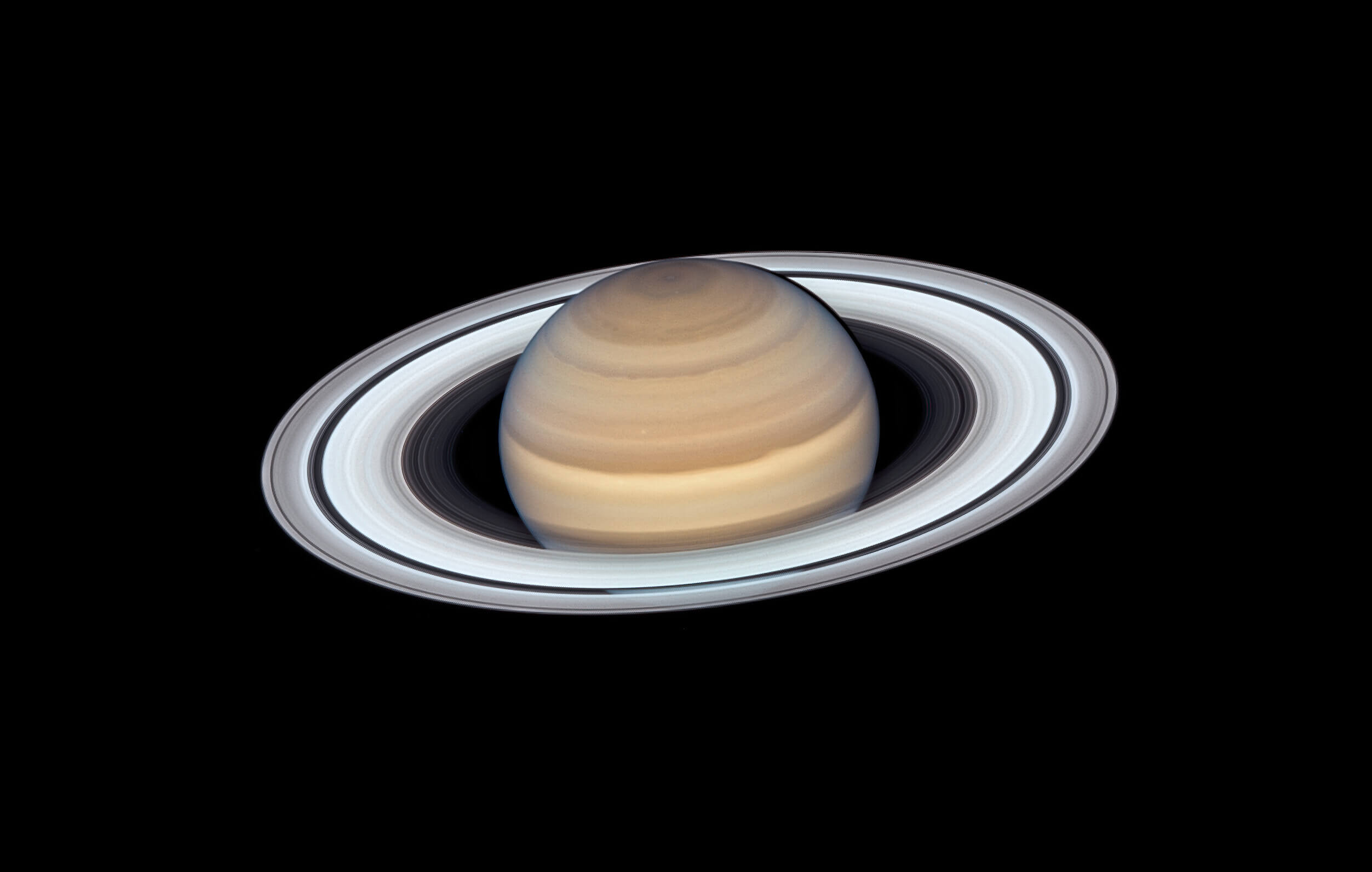 ハッブル宇宙望遠鏡が撮影した土星の最新画像 衛星が巡る様子も Sorae 宇宙へのポータルサイト