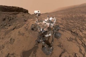 いまのところ原因不明。火星大気中の酸素量は予測以上に変動していた