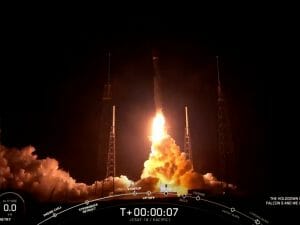 スペースX、ファルコン9の打ち上げ成功。スカパーJSATのハイスループット衛星を搭載