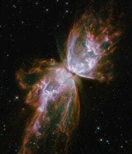死にゆく星が描き出す、宇宙にはばたくバタフライ