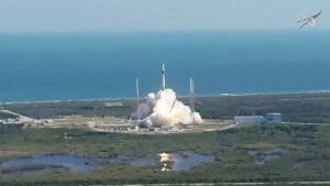 スペースX、19回目のドラゴン補給船の打ち上げに成功。経産省開発の「HISUI」を積載