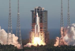 長征5号Bのコアステージは大西洋上で再突入、破片が地上に落下した可能性