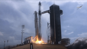 宇宙飛行士を乗せたスペースXの「クルー・ドラゴン」打ち上げ成功。民間初の有人飛行