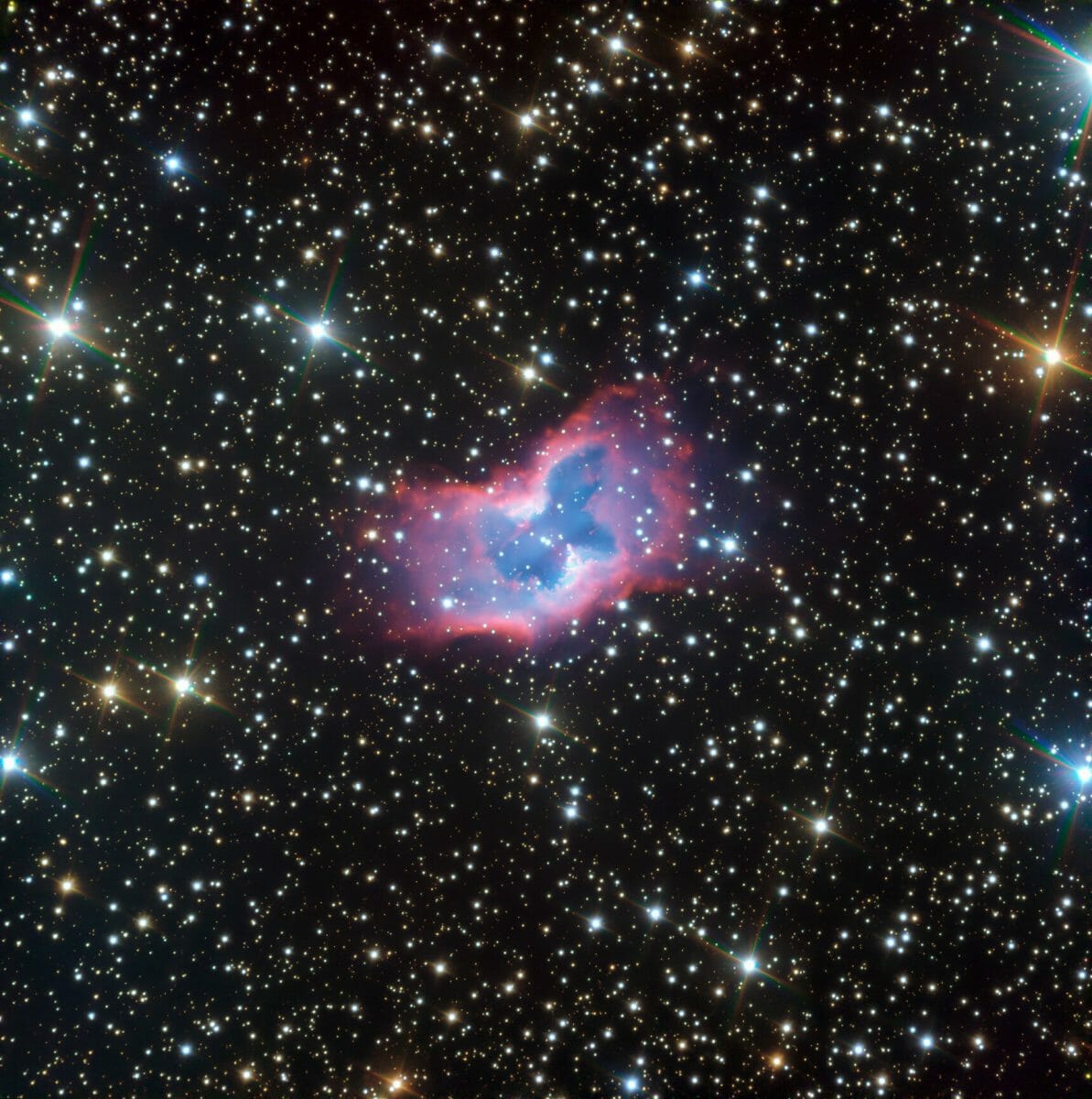 惑星状星雲「NGC 2899」
