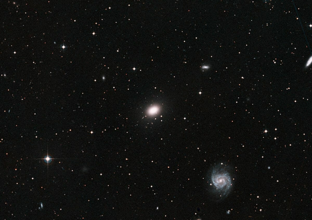 引き裂かれる銀河　なぜ「NGC1052-DF4」はダークマターを失ったのか?