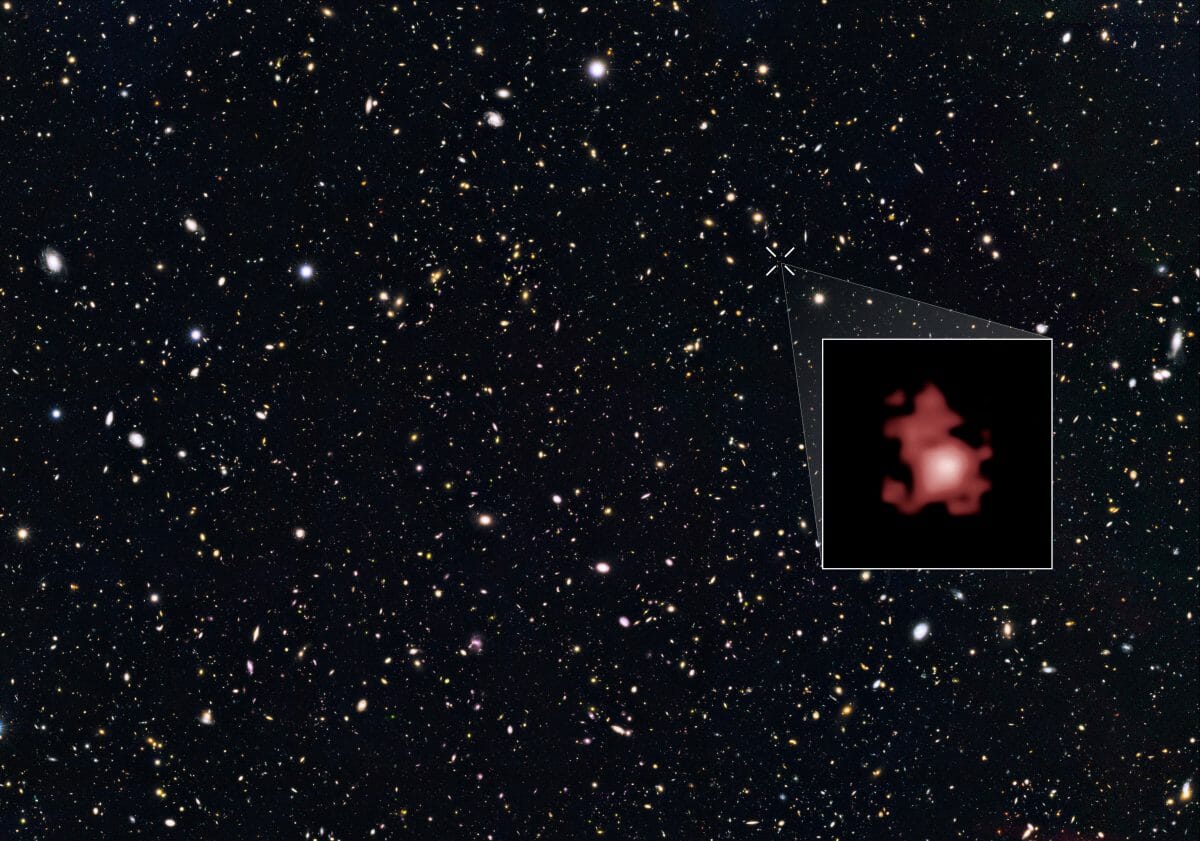 「ハッブル」宇宙望遠鏡が観測した約134億光年先の銀河「GN-z11」（中央右の挿入図）（Credit: NASA, ESA, and P. Oesch (Yale University)）