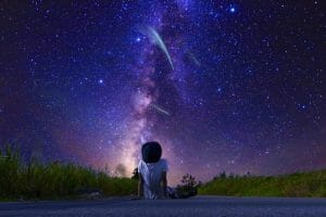 流星群とは？「流れ星」の仕組みや天母体を解説