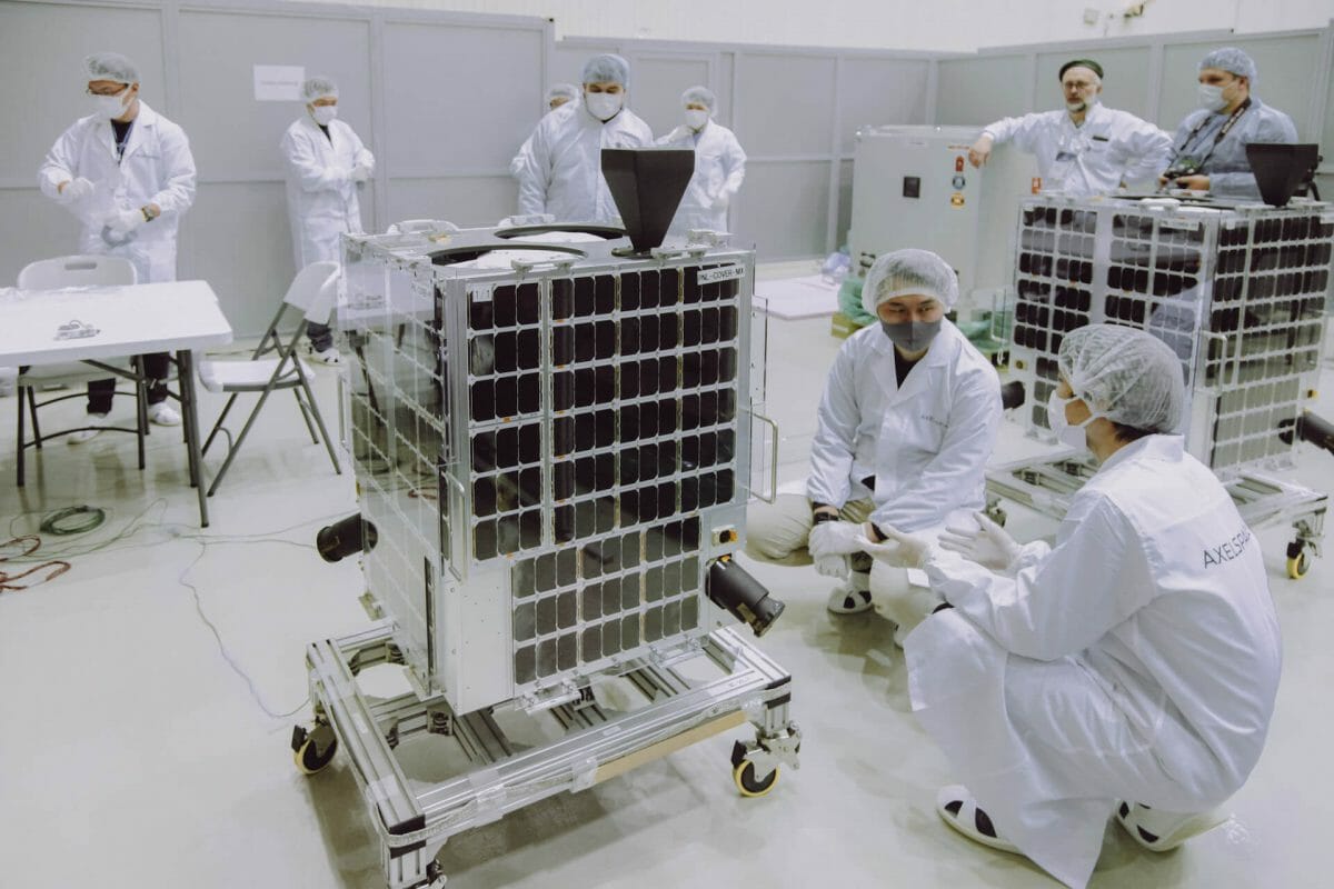 バイコヌール宇宙基地で打ち上げ準備が進む国内ベンチャーの人工衛星