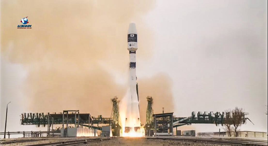 ソユーズロケット打ち上げ成功　「アクセルスペース」「アストロスケール」の人工衛星を搭載