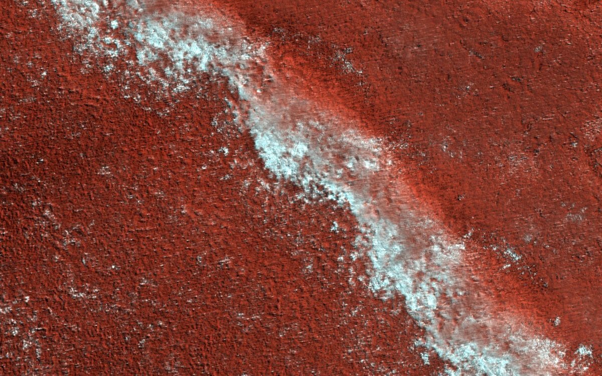 スイーツ？ いいえ火星です。NASA探査機が撮影した火星の北極域