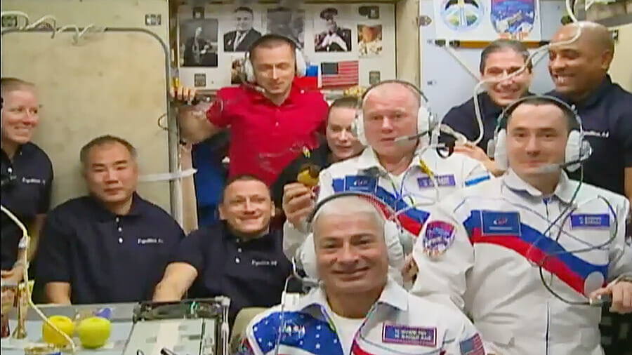国際宇宙ステーション（ISS）に集合した10人の宇宙飛行士