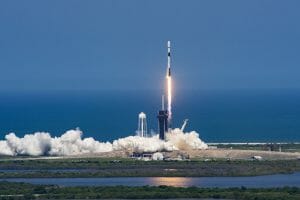 スペースX、スターリンク60基打ち上げ　同一機体9回目の打ち上げと着陸に成功