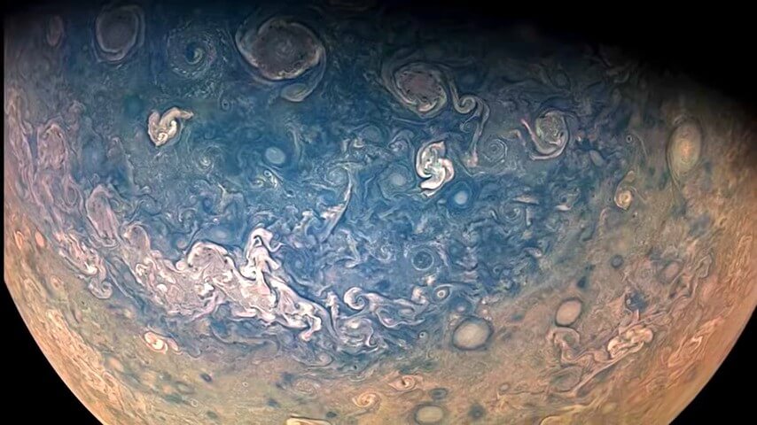 木星に接近する探査機ジュノー視点の映像。Youtubeから抜粋（Credit: NASA/JPL-Caltech/SwRI/MSSS）