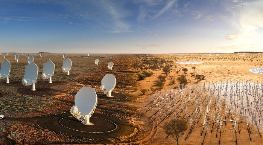 オーストラリアと南アフリカに電波干渉計群を建設する「SKA計画」（Credit: SKA Observatory）