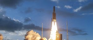アリアン5ロケット、2機の通信衛星を軌道に投入 約1年ぶりの打ち上げに