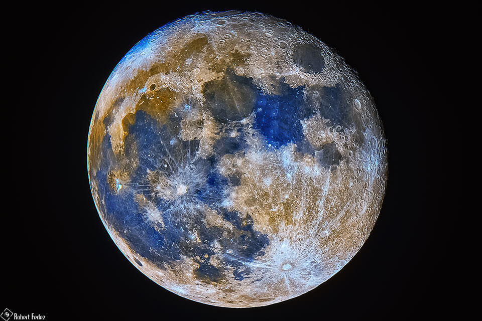 2021年の中秋の名月は季節で「4番目の満月」