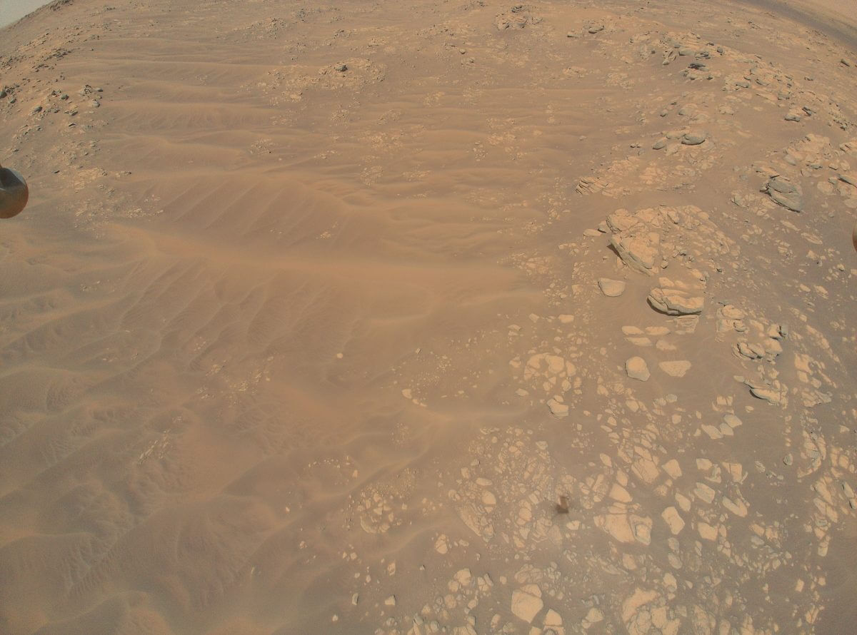 2021年8月16日に実施された12回目の飛行でIngenuityが撮影した「South Seitah」と呼ばれる領域の様子。現在Perseveranceはこの領域に入って探査活動を行っている（Credit: NASA/JPL-Caltech）
