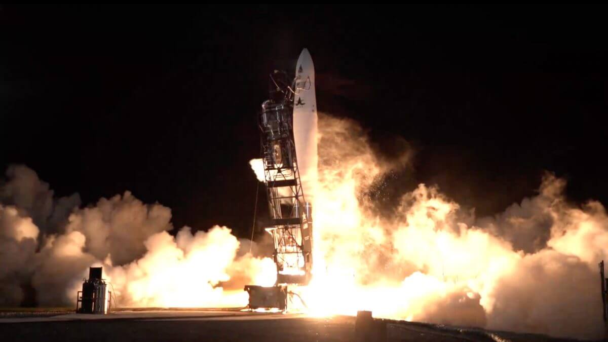 アラスカ州コディアクにある太平洋宇宙港PSCAから打ち上げられるAstra3.3ロケット（Credit: Astra Vimeo）