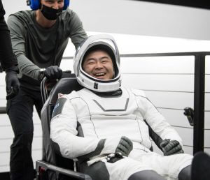 JAXA星出宇宙飛行士ら4名が搭乗の「クルードラゴン」地球へ無事帰還