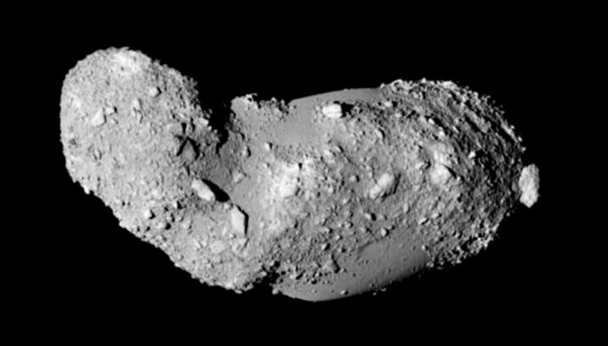 JAXAの小惑星探査機「はやぶさ」が撮影した小惑星「リュウグウ」（Credit: JAXA）