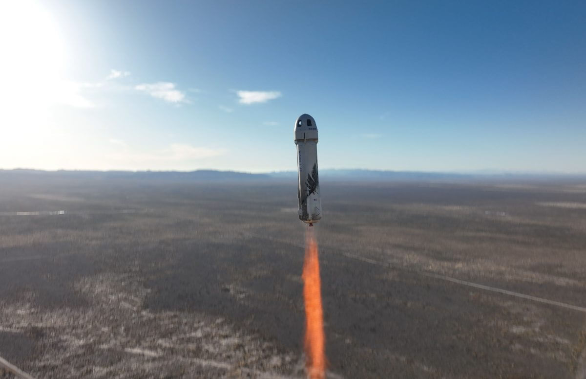 テキサス州西部にあるブルーオリジンの施設から打ち上げられた宇宙船「ニューシェパード」（Credit: Blue Origin）