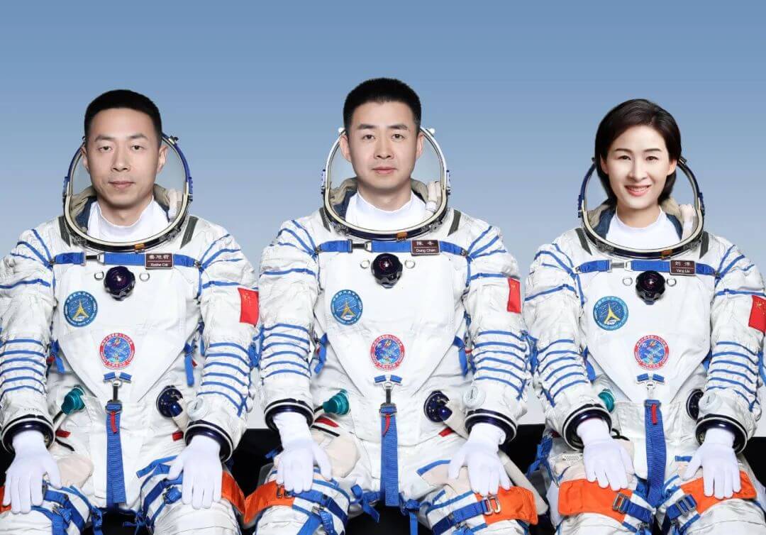 【▲ 神舟十四号ミッションの宇宙飛行士。左から蔡旭哲飛行士、陳冬飛行士、劉洋飛行士（Credit: CASC）】
