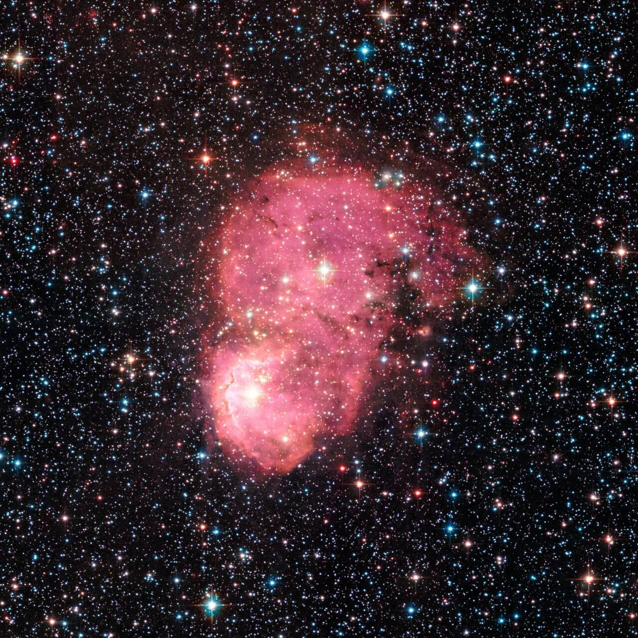 【▲ 小マゼラン雲の輝線星雲「NGC 248」（Credit: NASA, ESA, STScI, K. Sandstrom (University of California, San Diego), and the SMIDGE team.）】